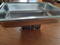 Chafing dish (šefing, grelna posoda) sestavni deli