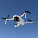 Dron GPS začetniški domet 1km gimbal kamera slovenska navodila