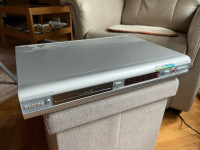 Phillips DVDR610 Video predvajalnik in snemalec