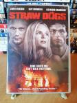 Straw Dogs (2011) Kultni Slamnati psi / remake / Slovenski podnapisi