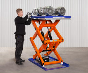 Hidravlična dvižna miza TLD 2000 - 2000 kg, 1300 × 800 mm