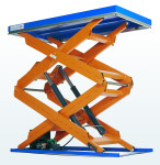 Hidravlična dvižna miza TTD 3000 – 3000 kg, 2500 × 1300 mm