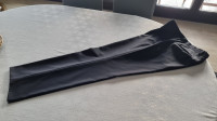 Moške elegantne hlače znamke Mura st. 48, črne