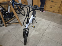 Prodam električno zložljivo kolo Isinwheel U3, bel