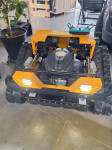 DALJINSKO VODENA GOSENIČNA KOSILNICA - Black panther KRT-550LJ