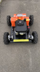 Robot na daljinsko vodenje daljinsko vodena kosilnica Kawasaki oljna č