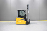 Viličar Jungheinrich EFG 216, na skladišču v Zagrebu