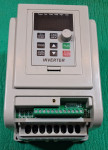 Frekvenčni regulator 2,2kW