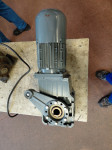 Elektro motor z reduktorjem zobniškim lenze