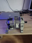 Obnovljen elektro motor za pralni stroj Beko