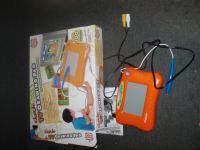 TV risalna konzola za barvno ustvarjanje