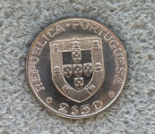 Portugalska 2,5 Escudo 1977 Alexandre Herculano UNC