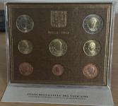 Prodam spominski set kovancev Vatikan 2011 BU