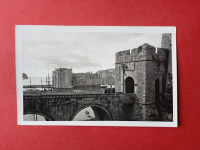 Dubrovnik.Vrata Ploče.Most,bridge,obzidje