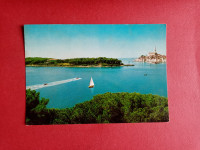 Rovinj.Otok Katarina.Jadrnica