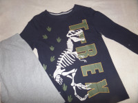 Pižama T-Rex, št. 152 (bombažna, lepo ohranjena)