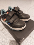Adidas superge št. 28.5