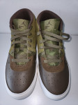 Jordan Series Mid, vel. 41, NOVI