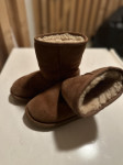 Ugg lepo ohranjene st 29