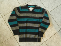 tanjši pulover ali debelejša majčka 146/152