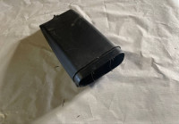 8379958 - OHIŠJE ZRAČNEGA MIKROFILTRA DESNO BMW 7 E65 E66