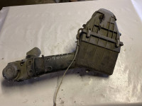 BOX ŠKATLA ZRAČNEGA FILTRA VOLKSWAGEN VW GOLF 2 II DIESEL