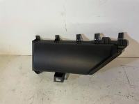 e60 e61 e63 pokrov micro filtra DESNO serija 5 6 bmw 6913504 desni