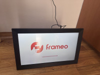 Frameo digitalni foto okvir 15.6" 32gb wifi, touch screen 1920 x 1080