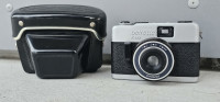 Beirette K100 35 mm analogni fotoaparat  v delujočem stanju