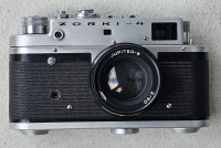 Starinski analogni fotoaparat  ZORKI 4  JUPITER 8  Popolno delujoč