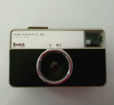 STARINSKI FOTOAPARAT KODAK INSTAMATIC 33