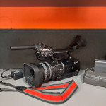 Kompaktna profesionalna HDV kamera Sony HVR-V1E