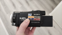 Sony HDR-CX700VE + dodatna baterija NP-FV100