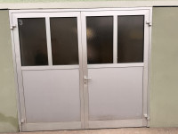 Aluminijasta dvokrilna garažna/industrijska vratna krila – 4 kompleti