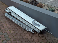 Rabljena sekcijska garažna vrata