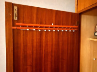 Vintage obešalnik za KRAVATE – original, mid-century, omara / vrata