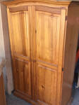 Prodam garderobno omaro