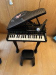 Klaviatura - otroški klavir Bontempi