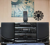 Glasbeni prenosni stolp GOLDSTAR vintic;  kvaliteten velik in tezak.