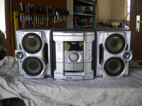 glasbeni stolp sony