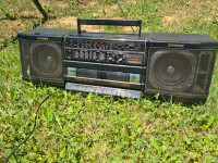 Vintage radio BOOMBOX FISHER PH W801 ,SUPER BASS STEREO SOUND SYSTEM