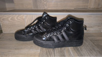 Adidas
superge BRAVADA 2.0 MID PLATFORM IH0748