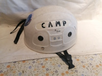 ALPINISTIČNA ČELADA CAMP 53-60 cm