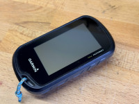 Garmin Oregon 700, navigacija na 2 AA bateriji