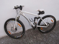 CANYON Nerve XC F8