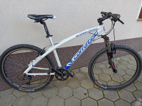 Nemško gorsko kolo Corratec, 27 prestav DEORE, brez praske, kot novo