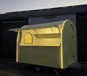 Prodamo različne gostinske prikolice