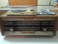 Starinski radio gramofon Melodija