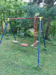 Kovinska gugalnica