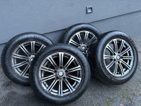 Originalna BMW M platisca (5 lukenj) z zimskimi gumami Dunlop Winter